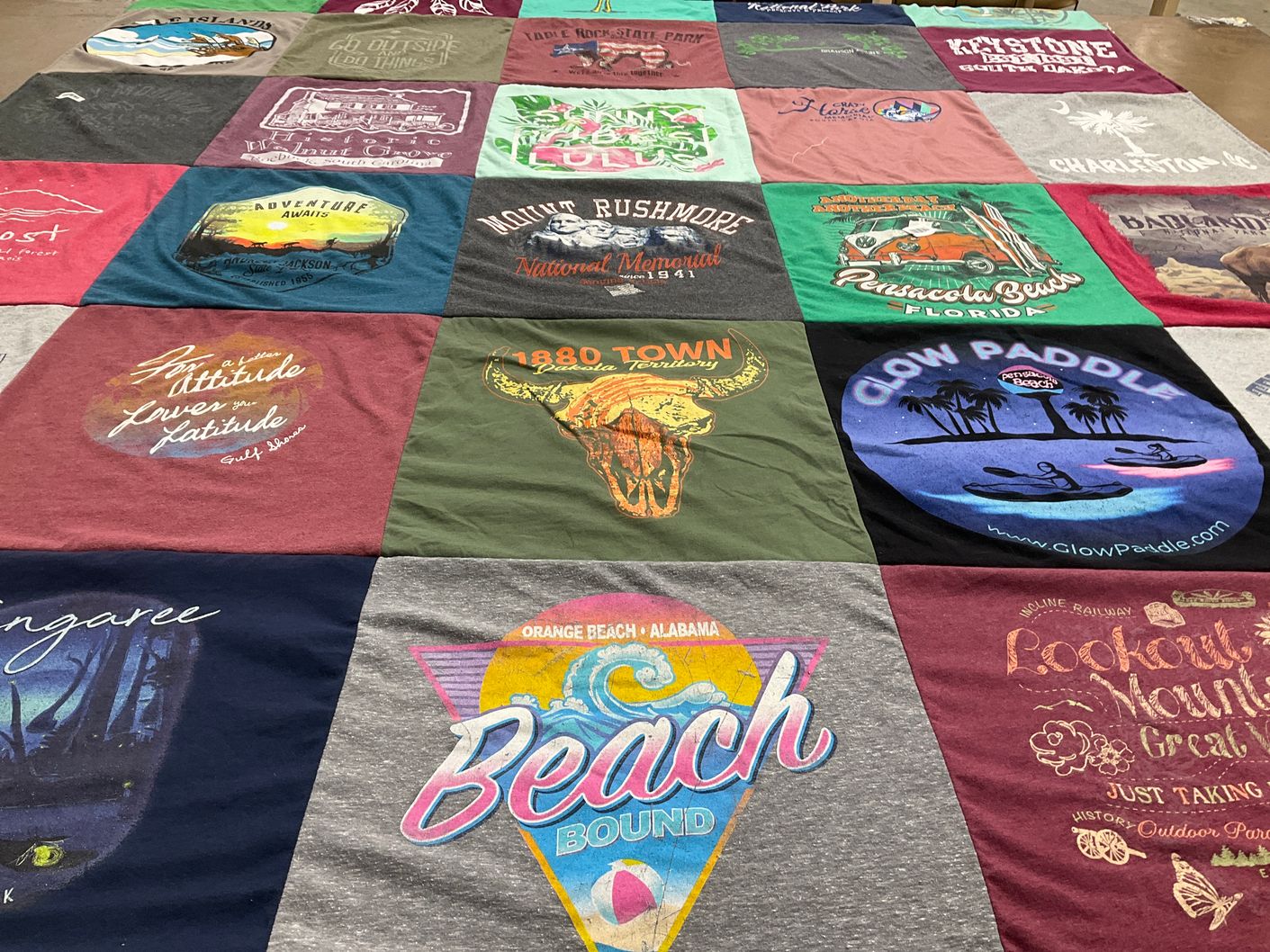 T-shirt quilt with beaches, adventure themes by Mindi from IL
