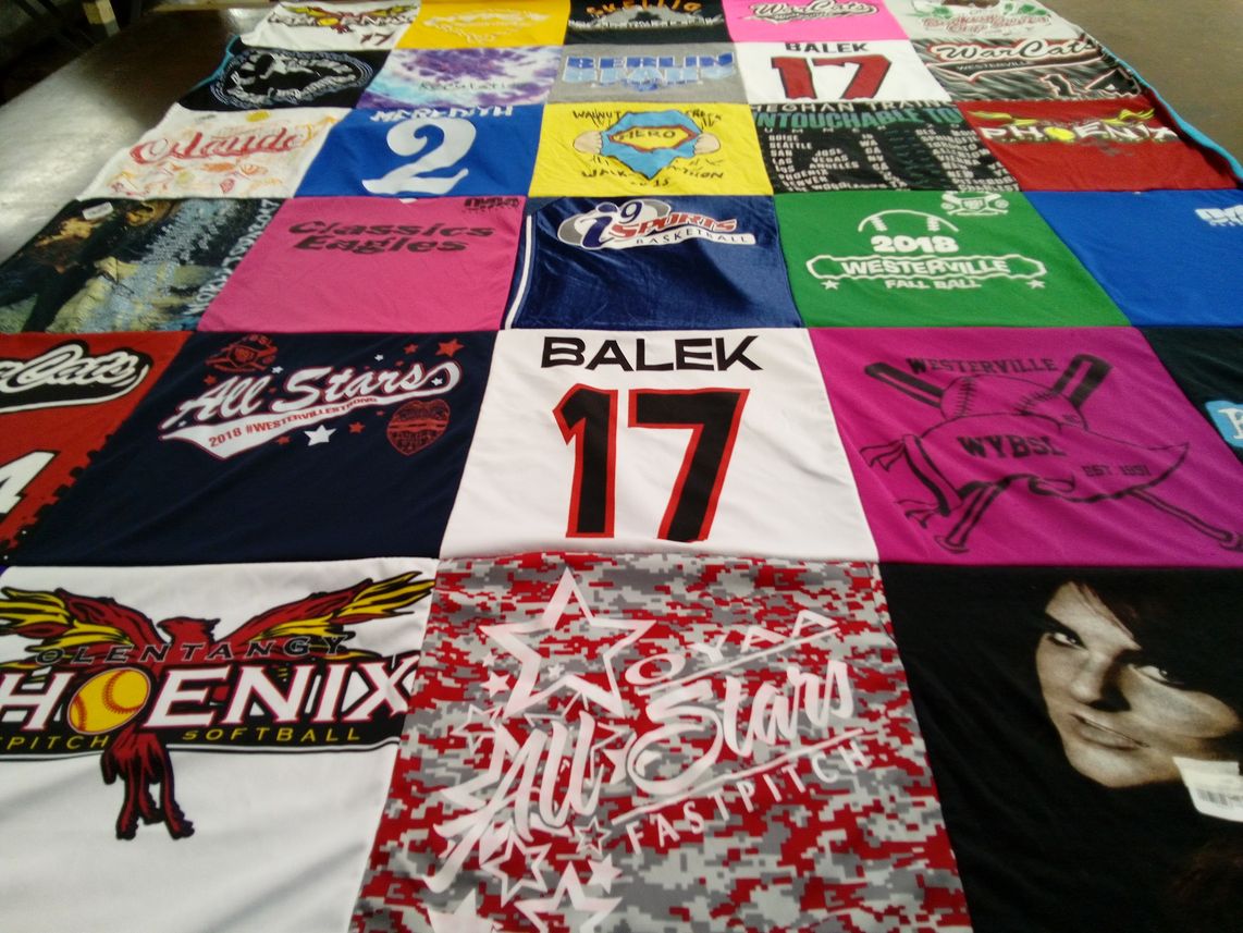 T-shirt quilt from olentangy phoenix pitch softball by Lisa from OH