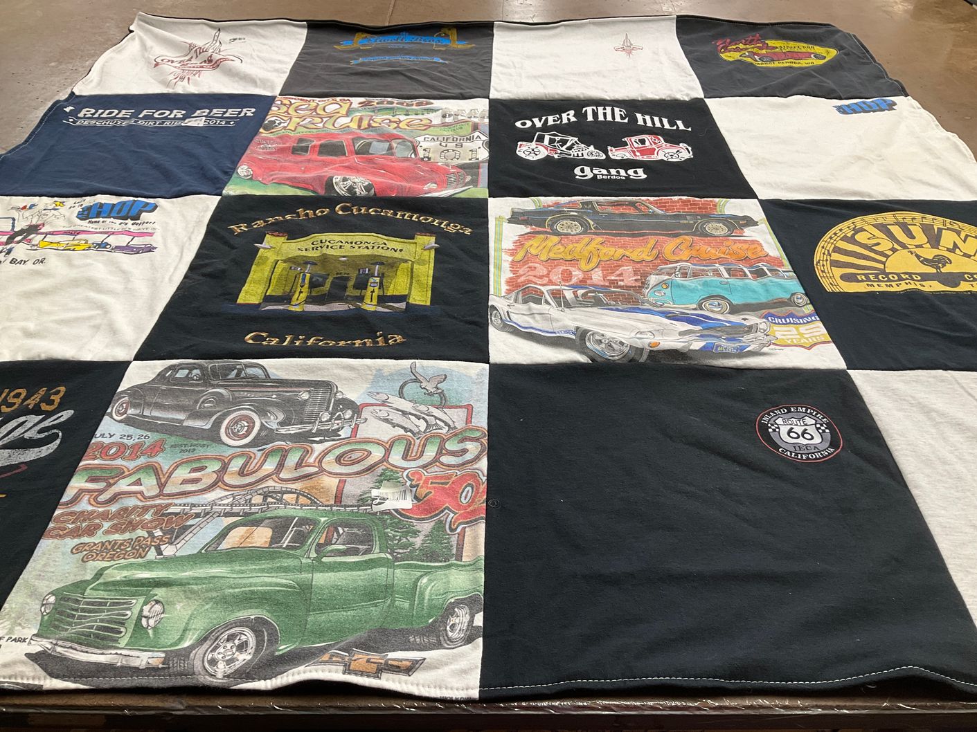 T-shirt quilt with cars, cruising themes by Lori from OR