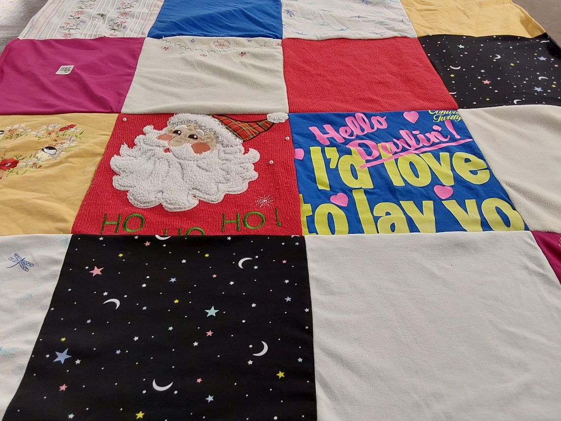 T-shirt quilt with holiday, christmas themes by Brittany from OH