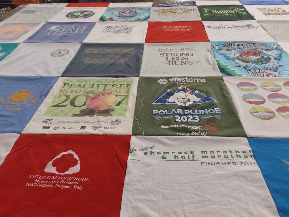 T-shirt quilt from anglo-italian school by Rebecca from VA