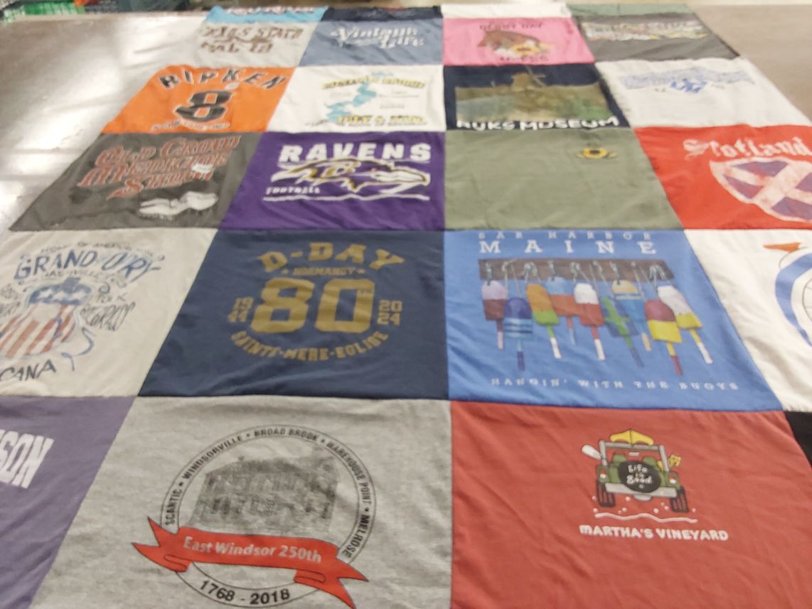 T-shirt quilt with baseball, tourism themes by Arline from MD