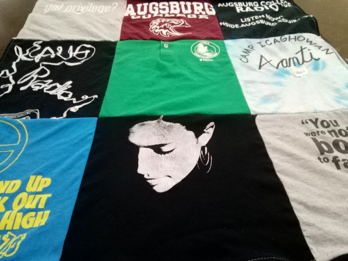 T-shirt quilt from augsburg college by Benita from MN