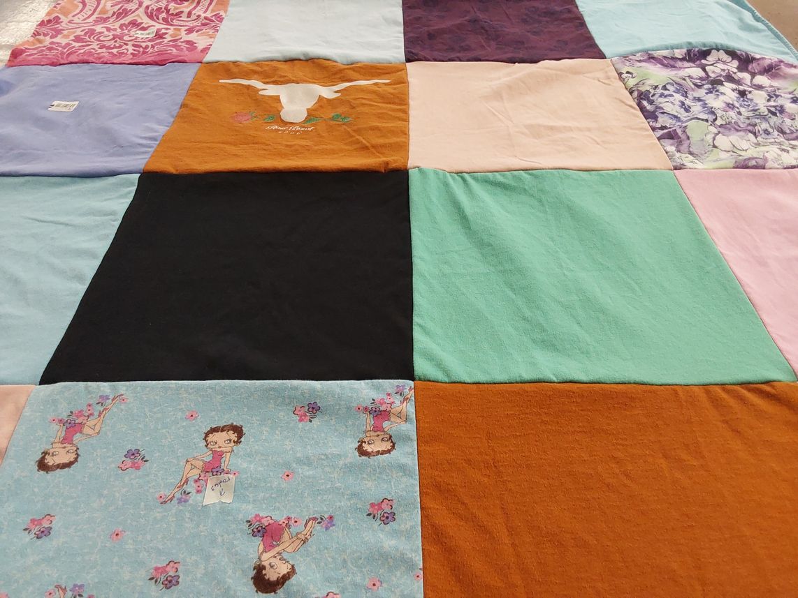 T-shirt quilt by Christy from TX