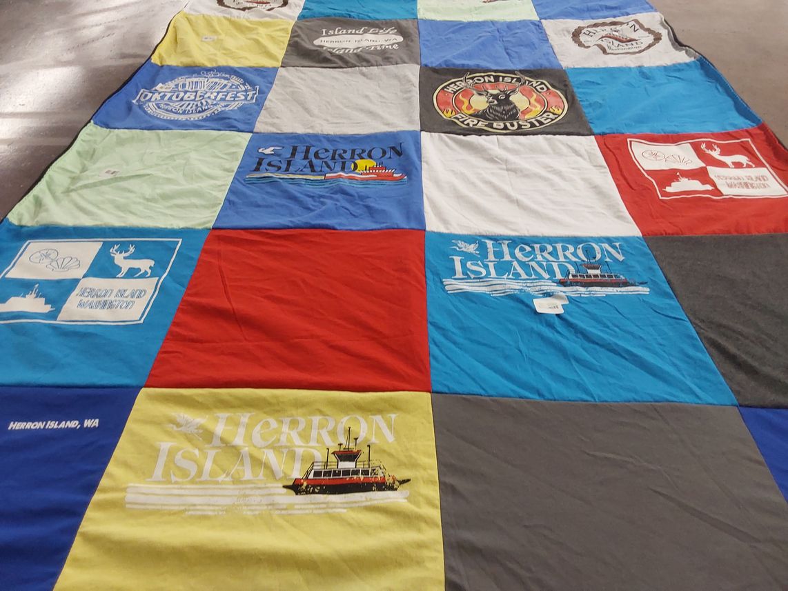 T-shirt quilt with water activities, fishing themes by Linda from WA