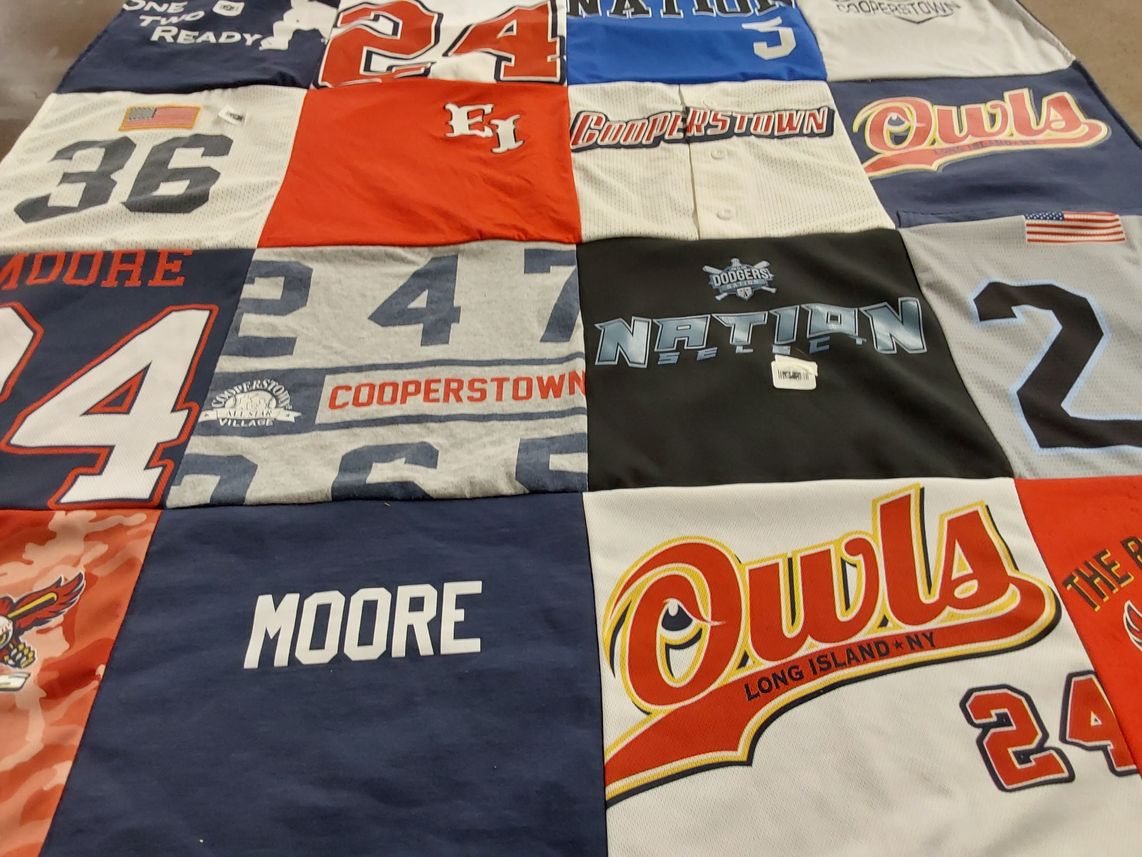 T-shirt quilt featuring owls by Tara from NY
