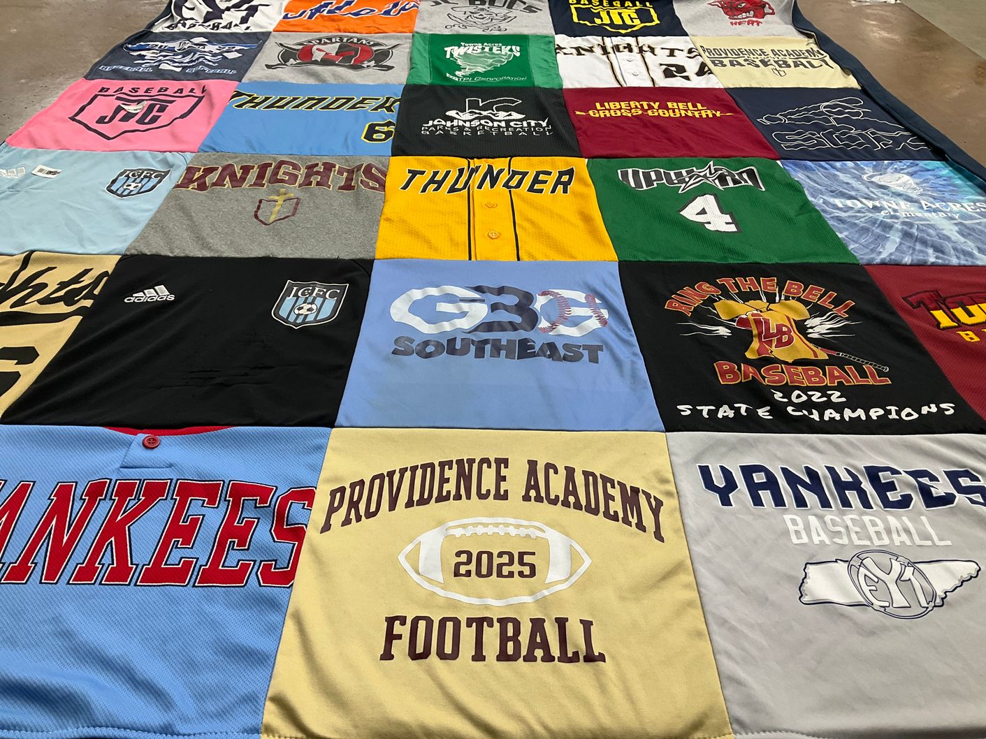 T-shirt quilt featuring yankees baseball by Tracie from TN
