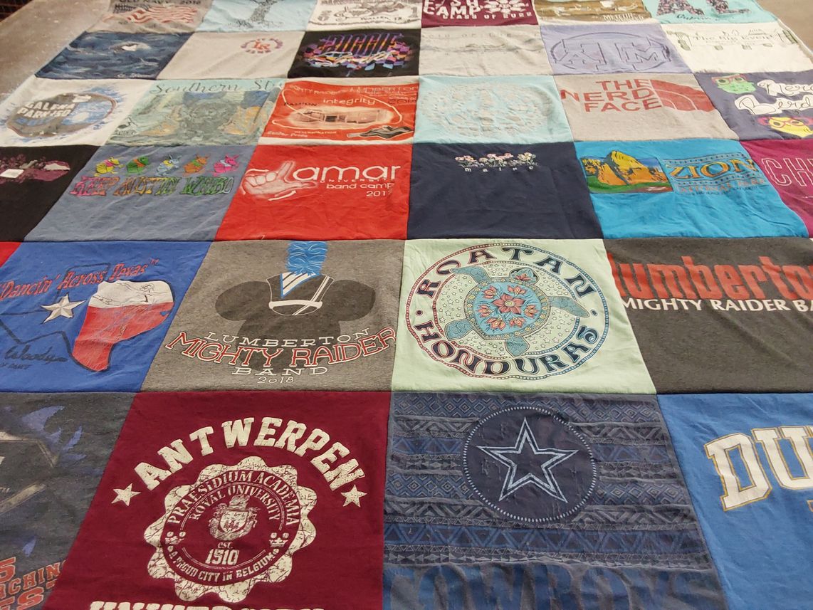 T-shirt quilt from lumberton high school, antwerpen university by Desirée from TX
