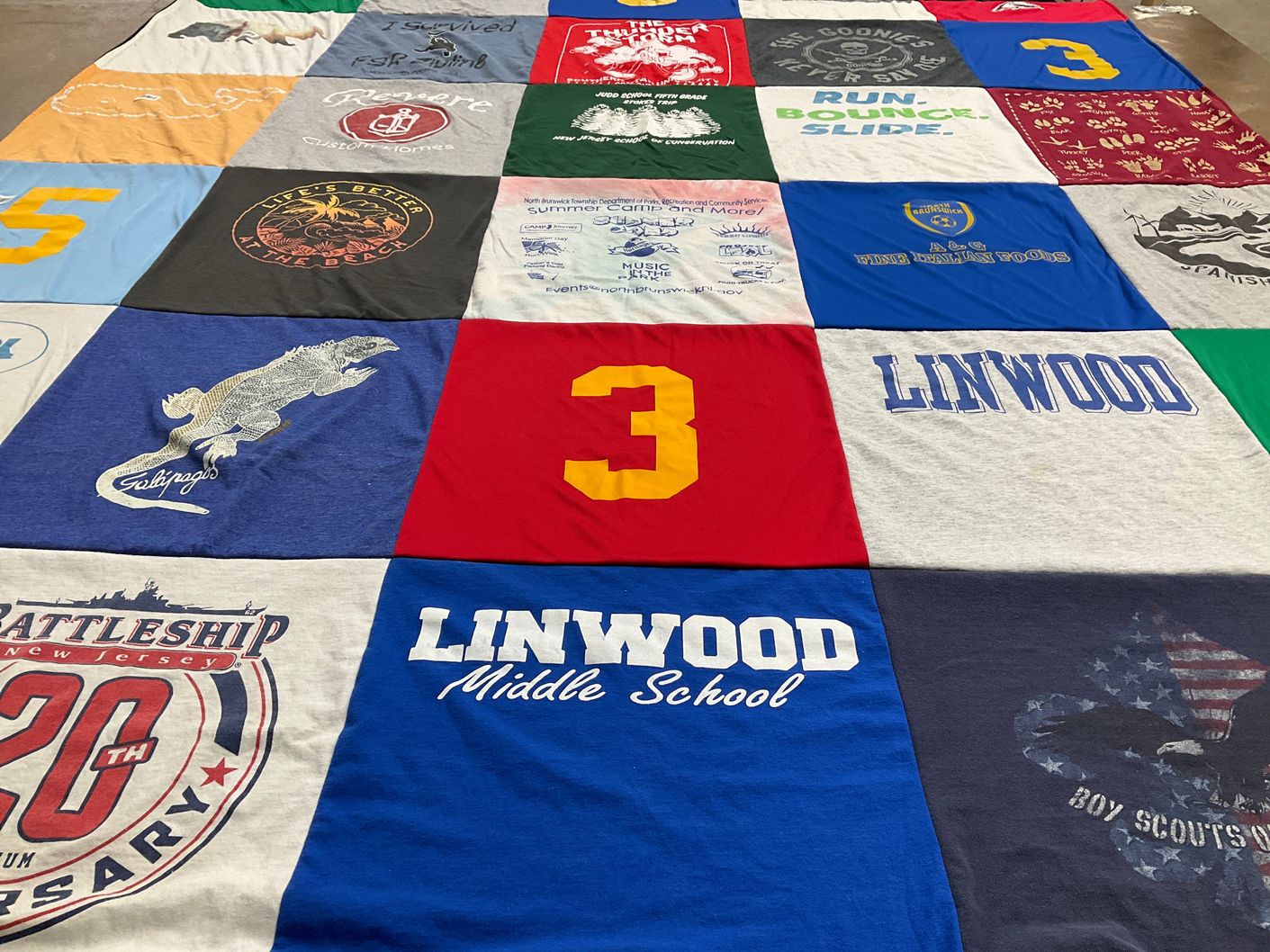 T-shirt quilt from linwood middle school by Linda from UT