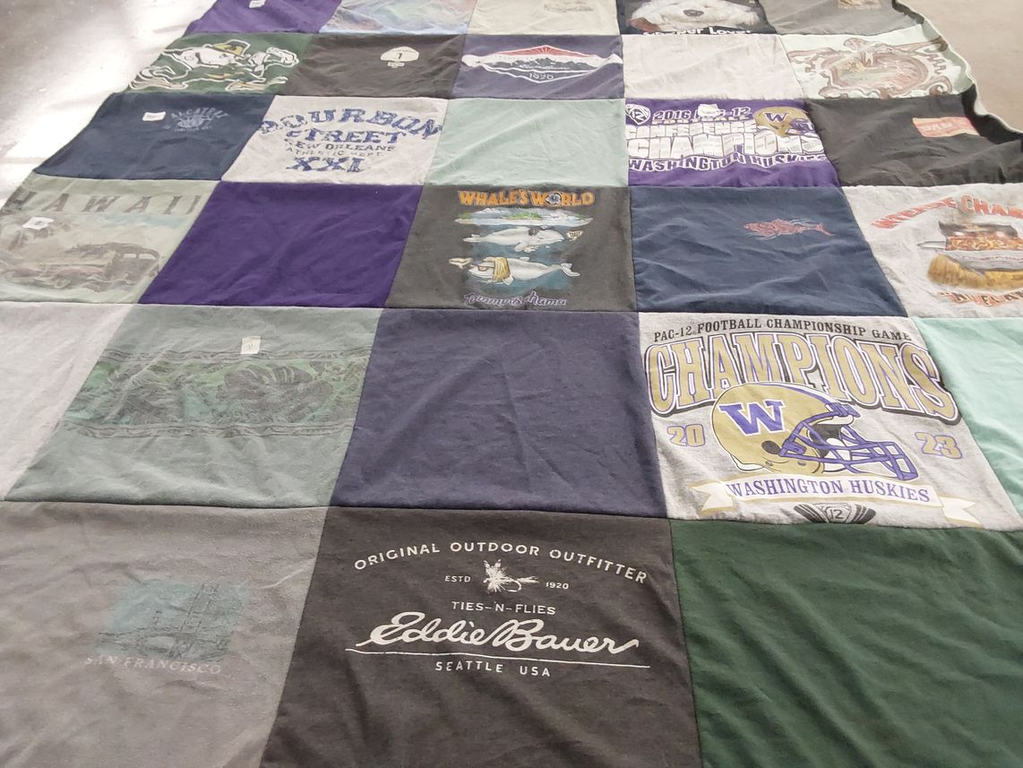 T-shirt quilt featuring washington huskies by Wendy from WA