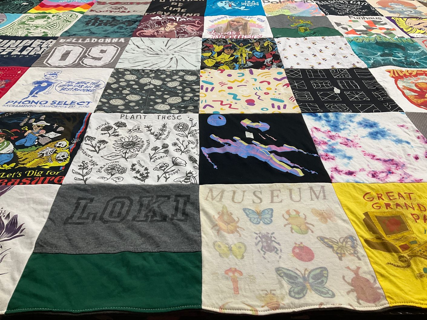 T-shirt quilt with nature, gardening themes by Jesse from CA