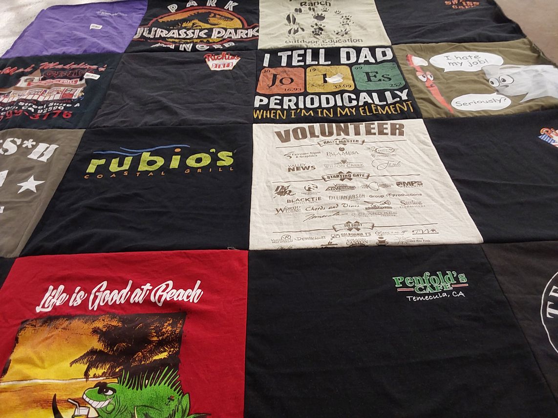 T-shirt quilt with outdoor education, volunteering themes by Laurence from CA