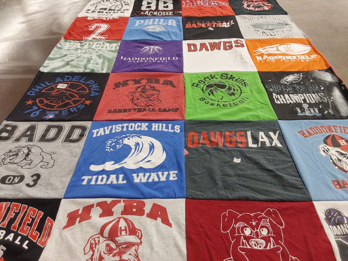 T-shirt quilt featuring dawgs, tidal wave by Mary from NJ