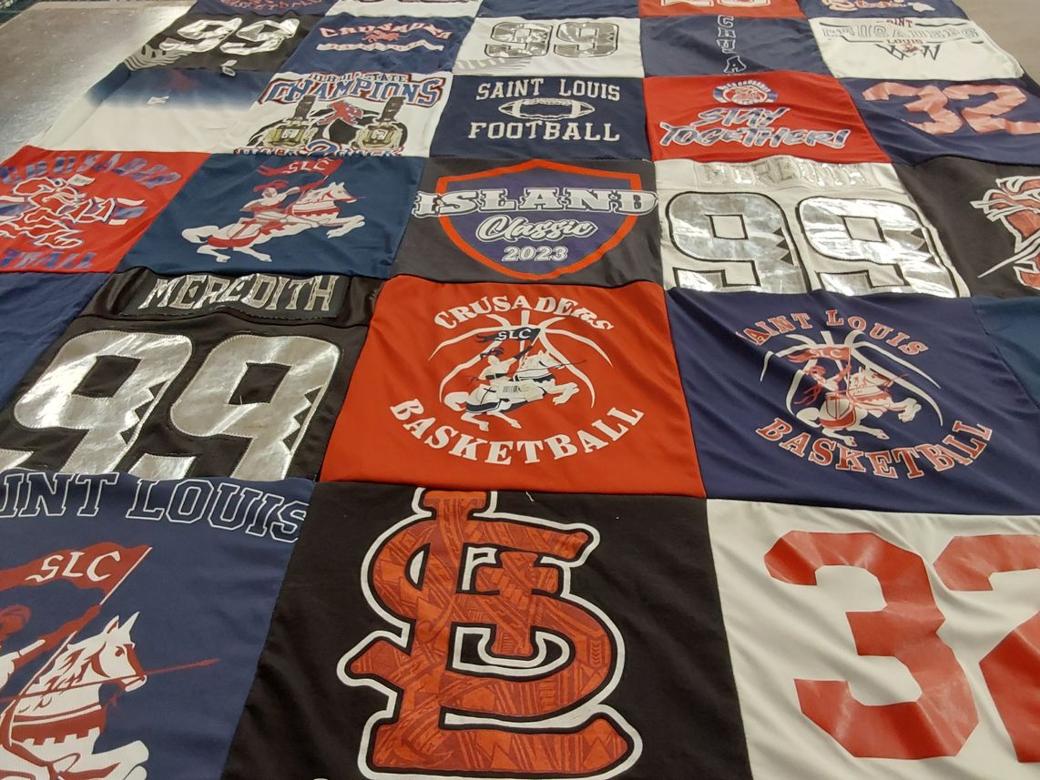 T-shirt quilt featuring crusaders, saint louis basketball by Lormona from HI