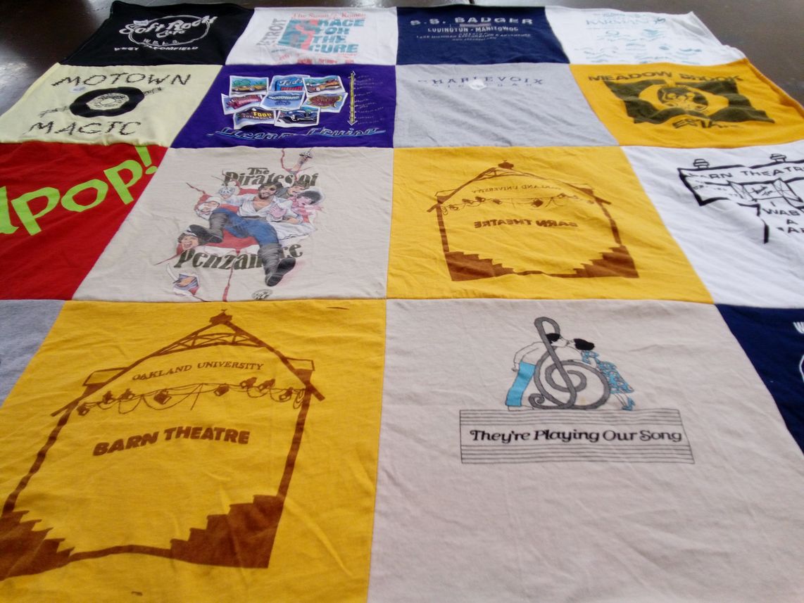 T-shirt quilt from oakland university by Risa from NV