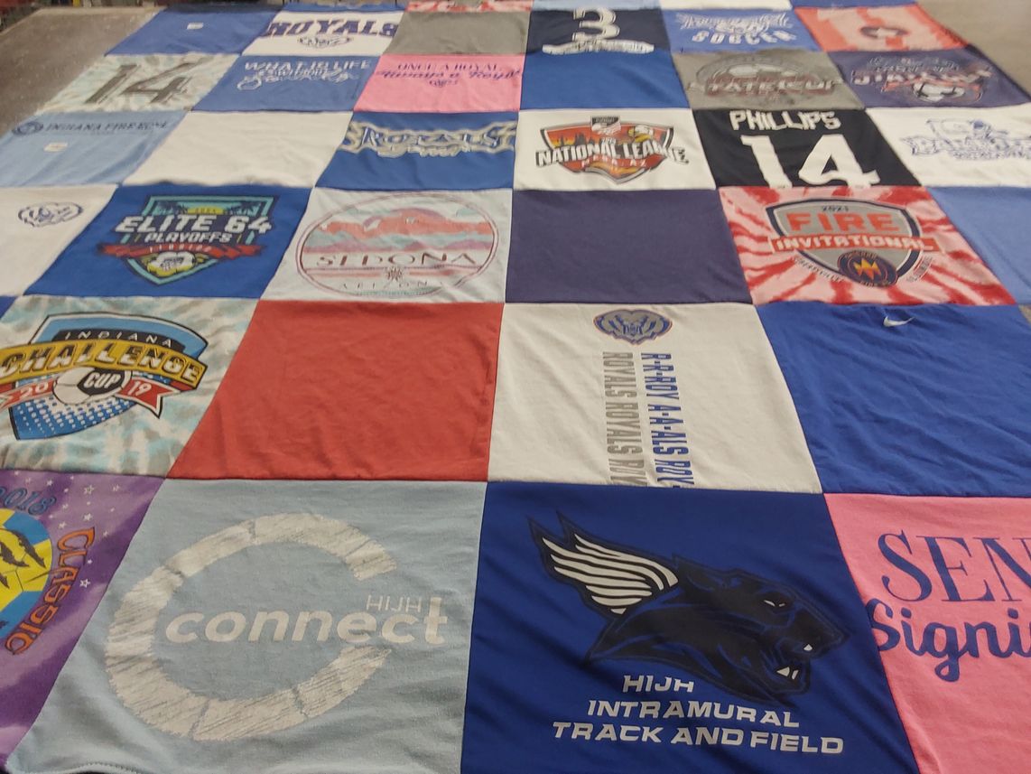 T-shirt quilt from hijh by Stefanie from IN