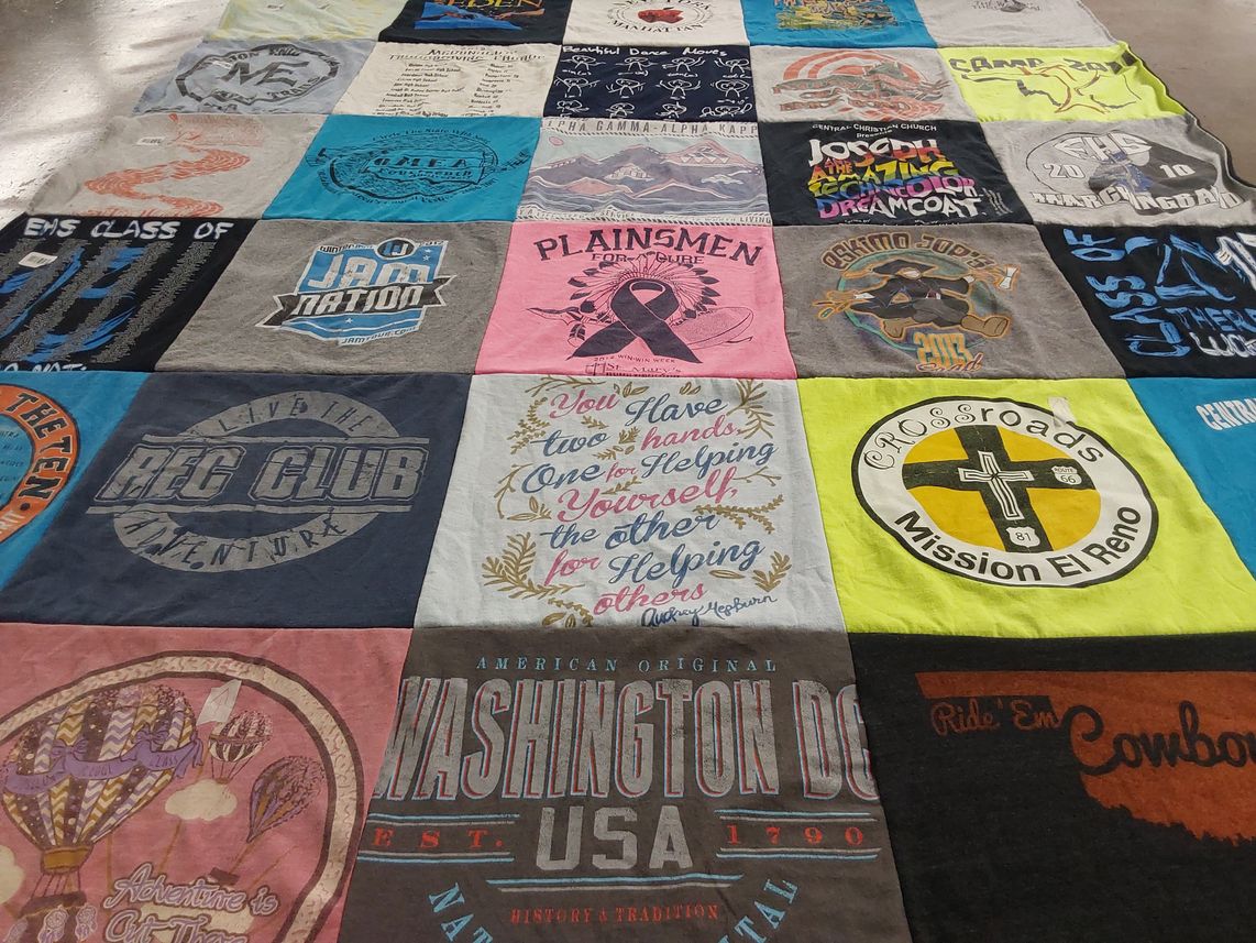 T-shirt quilt from washington university by Laurie from OK