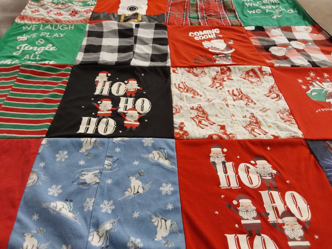 T-shirt quilt with holidays, christmas themes by Tricia from PA