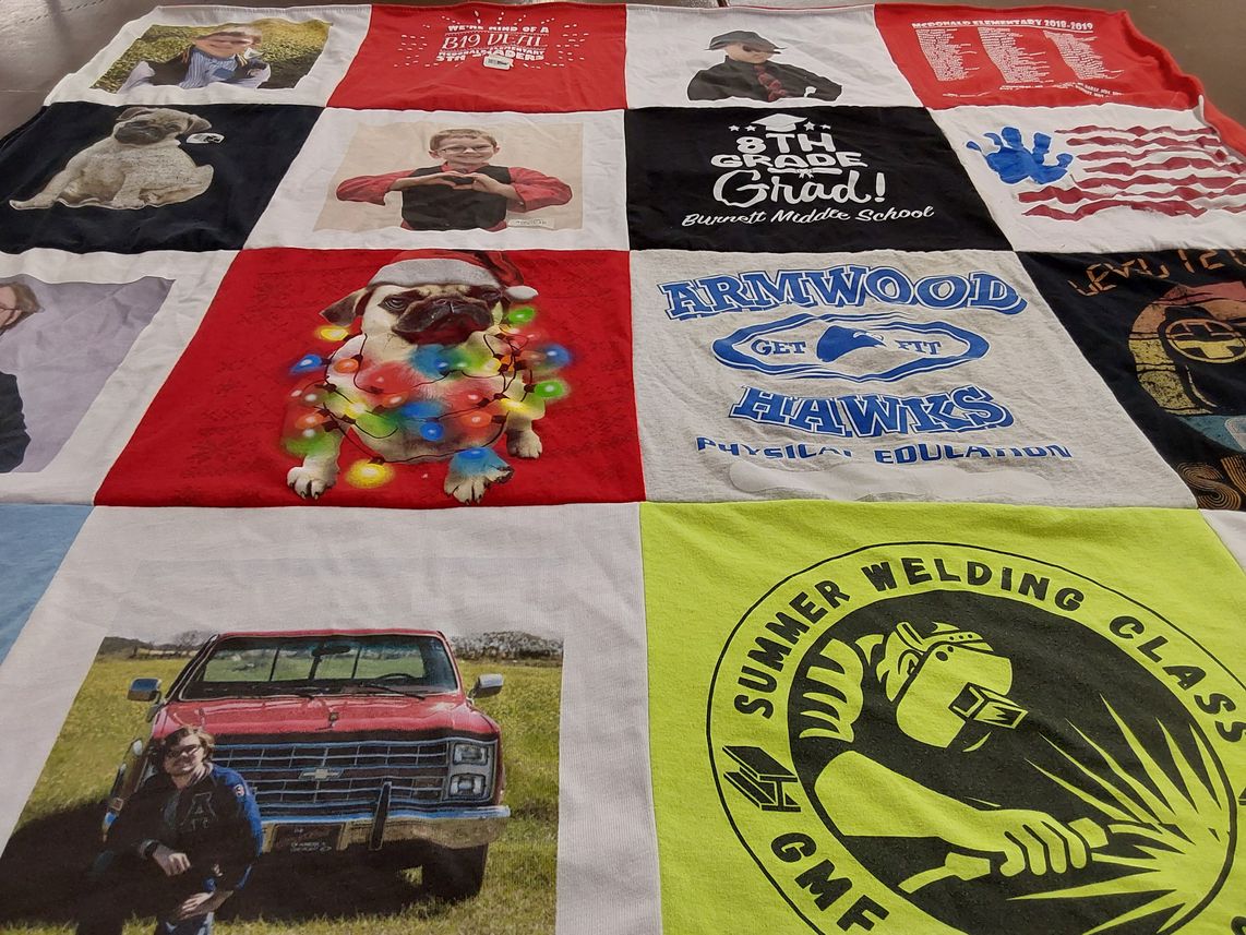T-shirt quilt featuring armwood hawks by Lakita from FL
