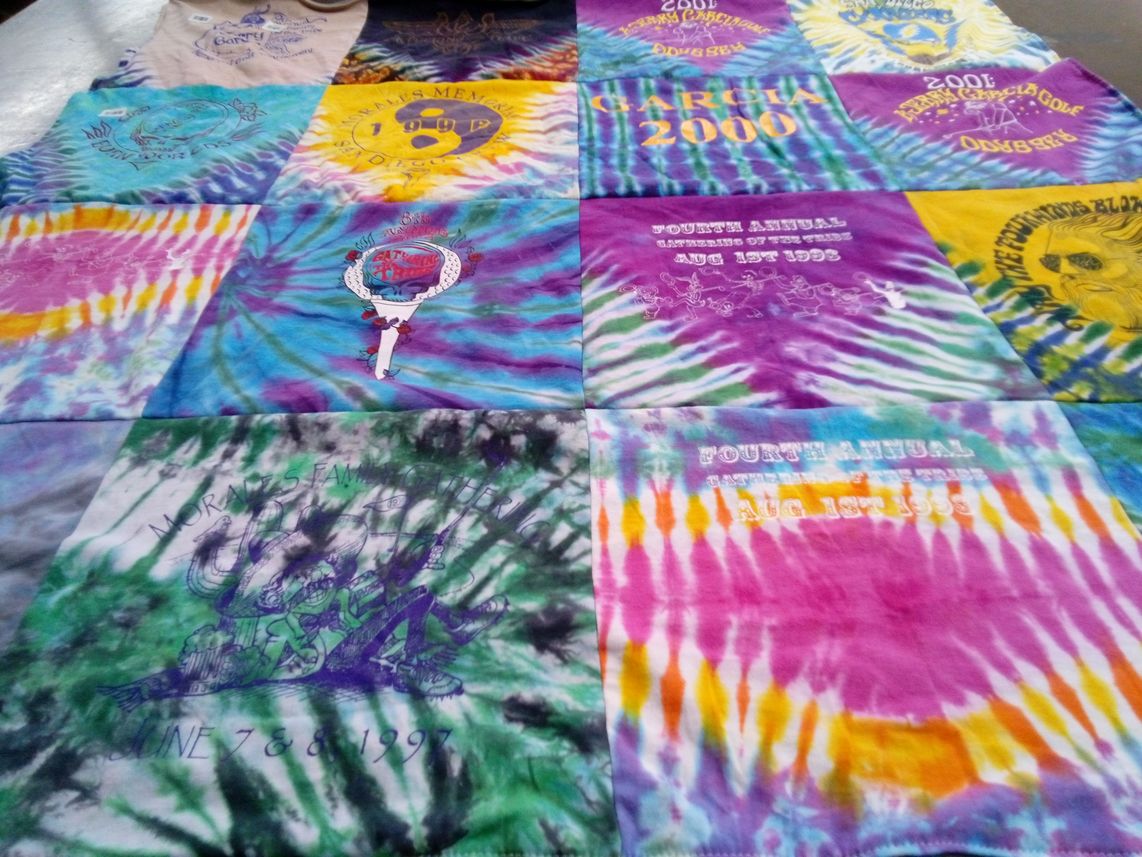 T-shirt quilt with family gatherings themes by Kelly from CA