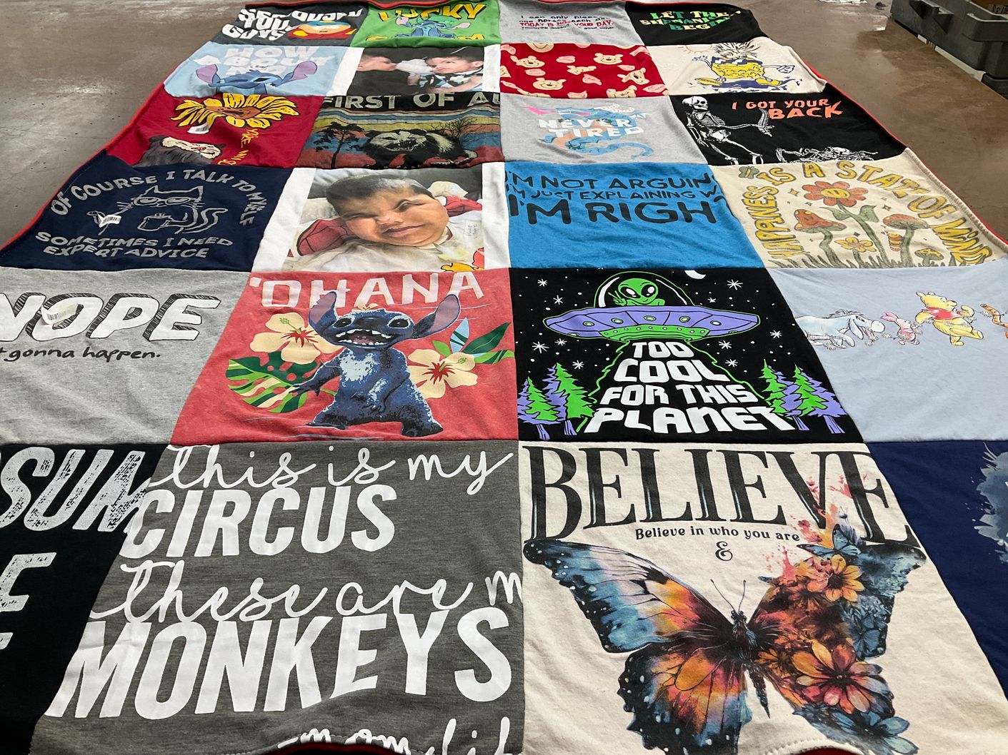 T-shirt quilt with animals, humor themes by Julie from IA