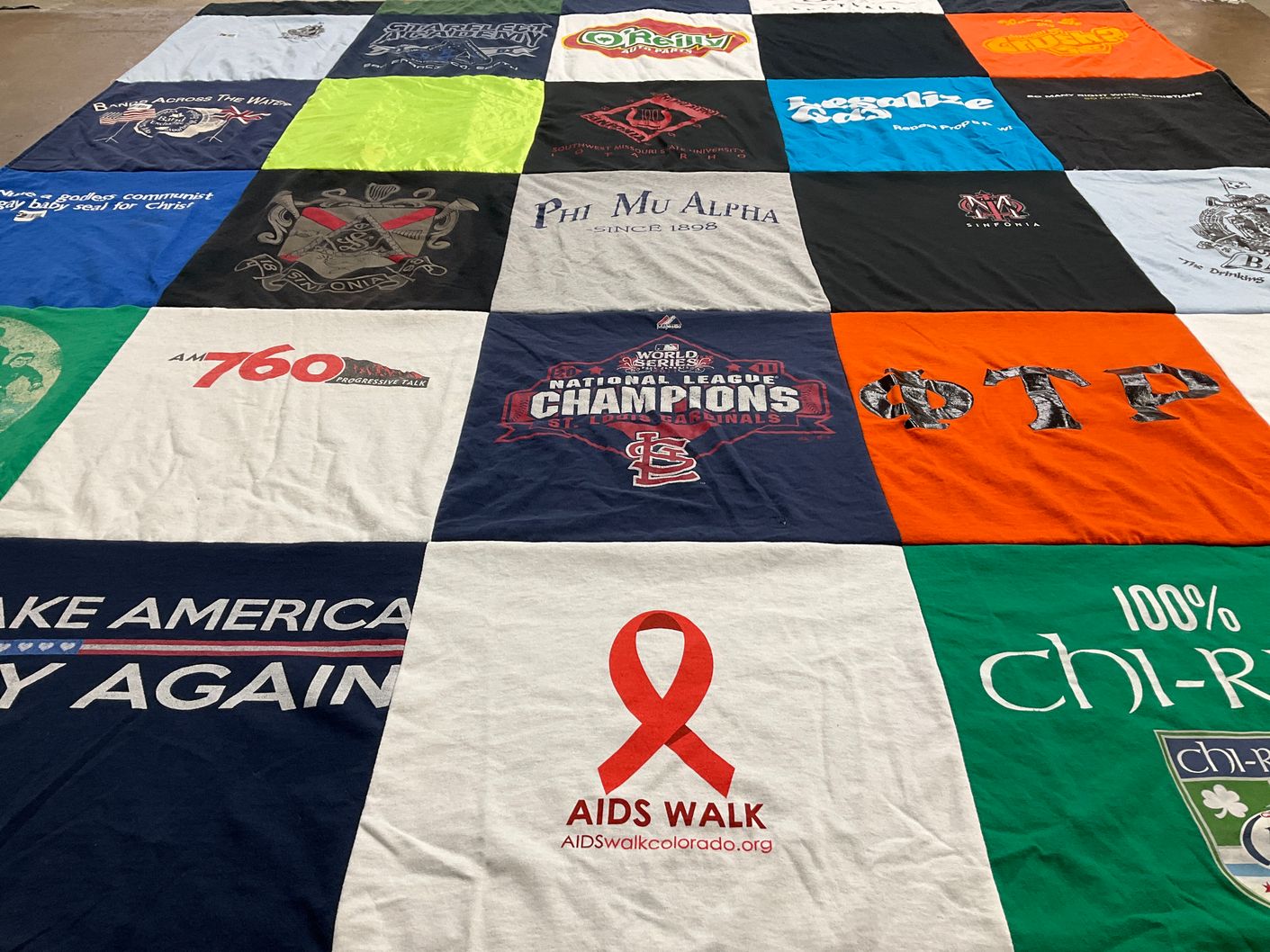 T-shirt quilt featuring st louis cardinals by Roger from MO