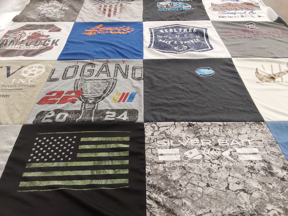 T-shirt quilt from university of south carolina by Paula from SC