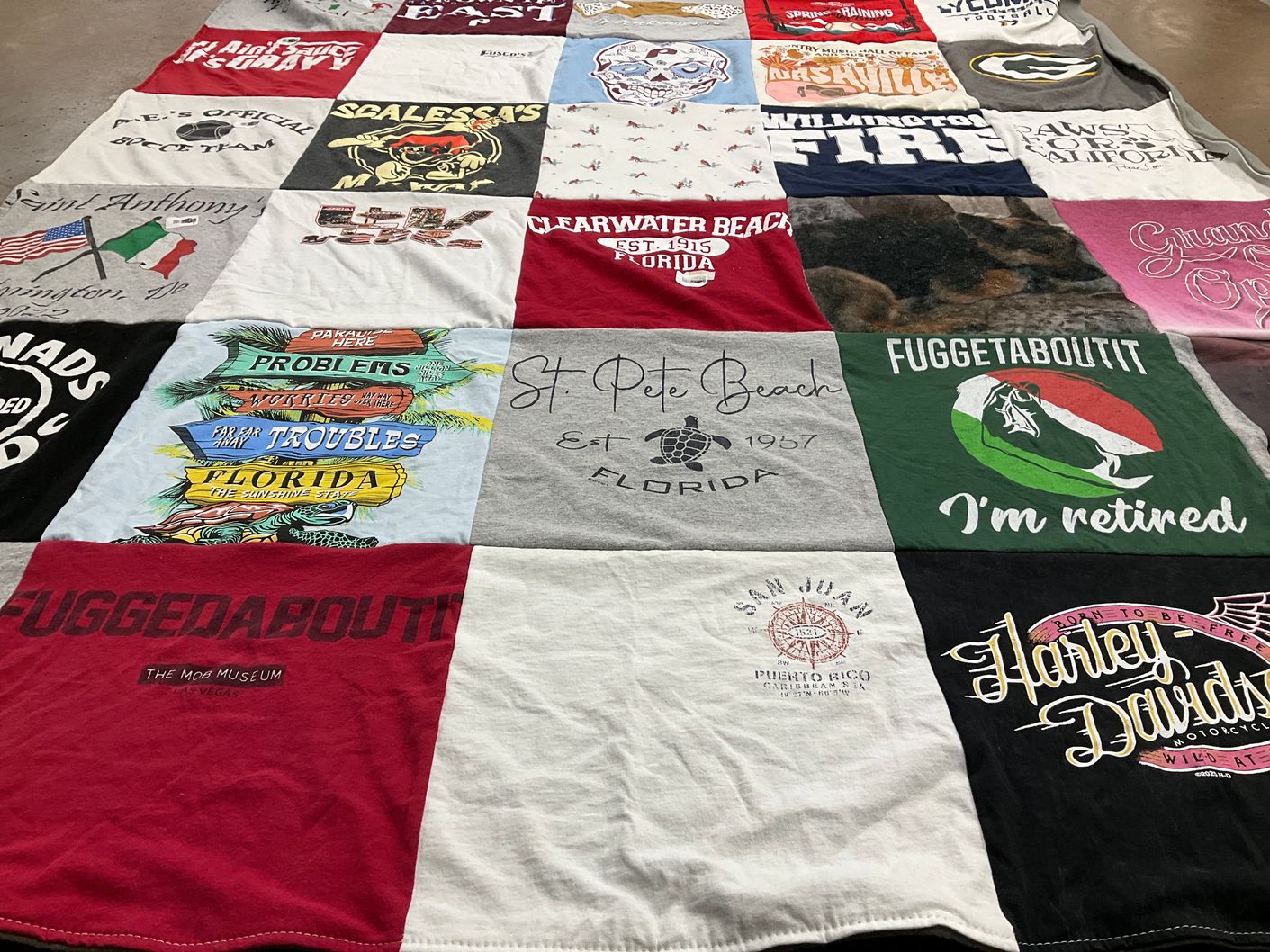 T-shirt quilt with travel, beach themes by SUSAN from DE