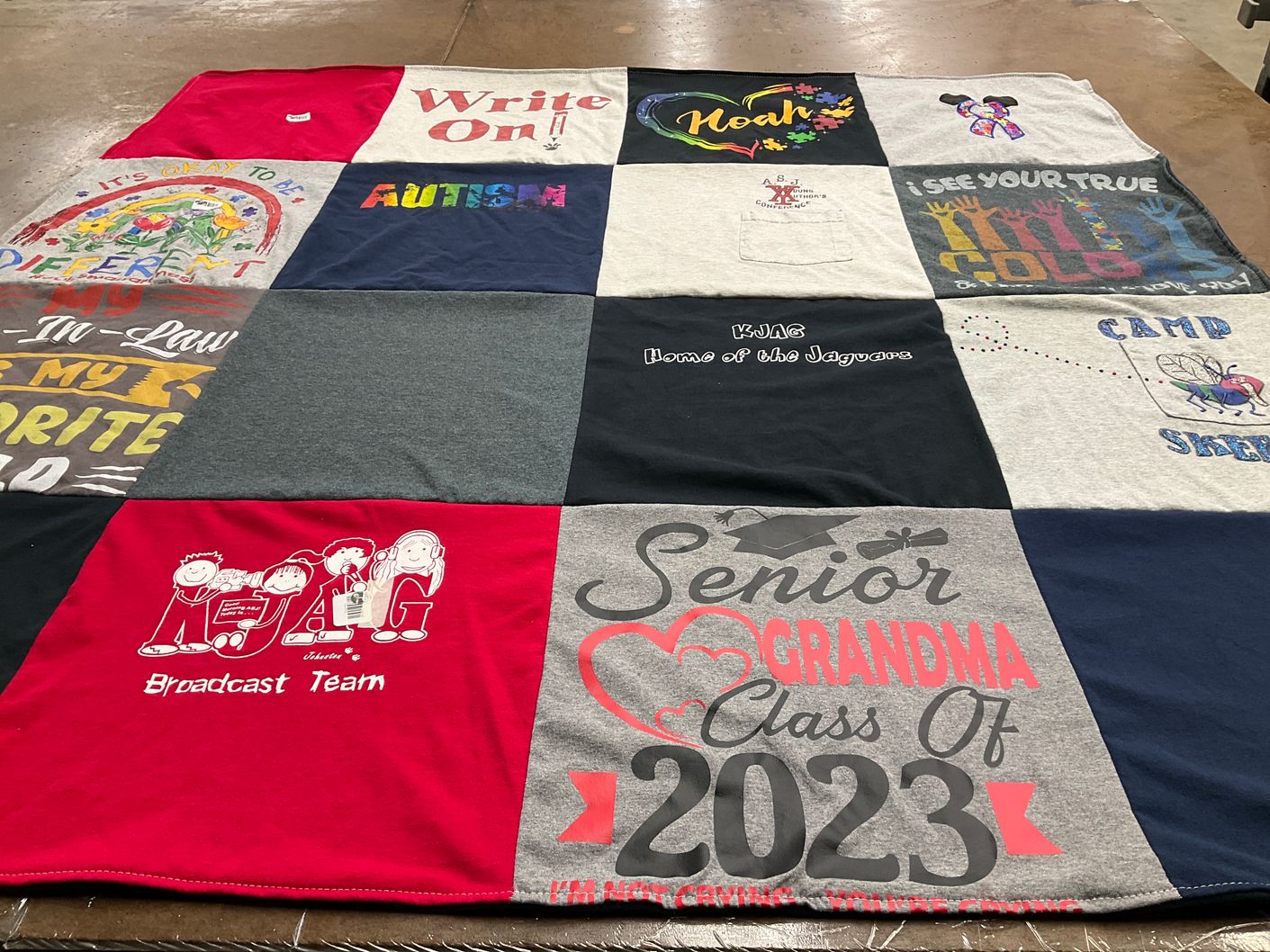 T-shirt quilt featuring jaguars by Debra from TX