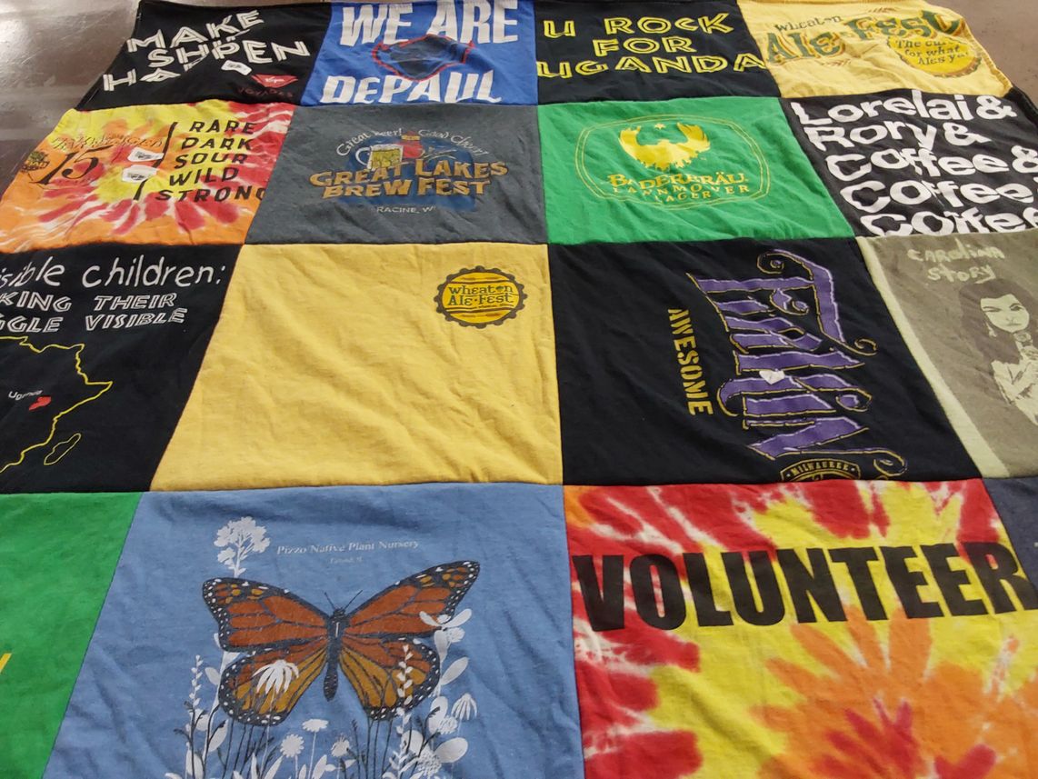 T-shirt quilt from depaul university by Zoe from IL