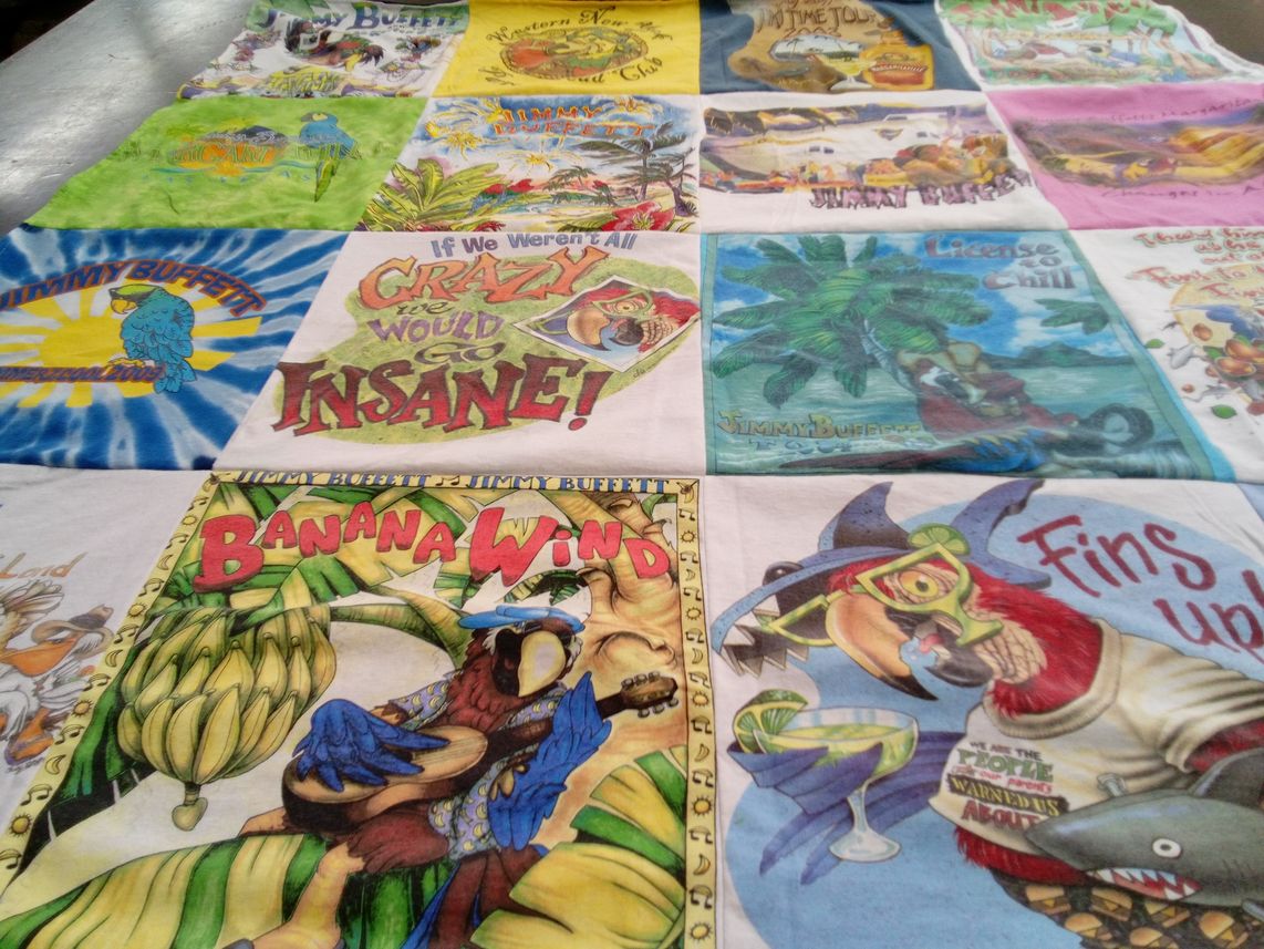 T-shirt quilt with tropical lifestyle, beach culture themes by Tami from DE