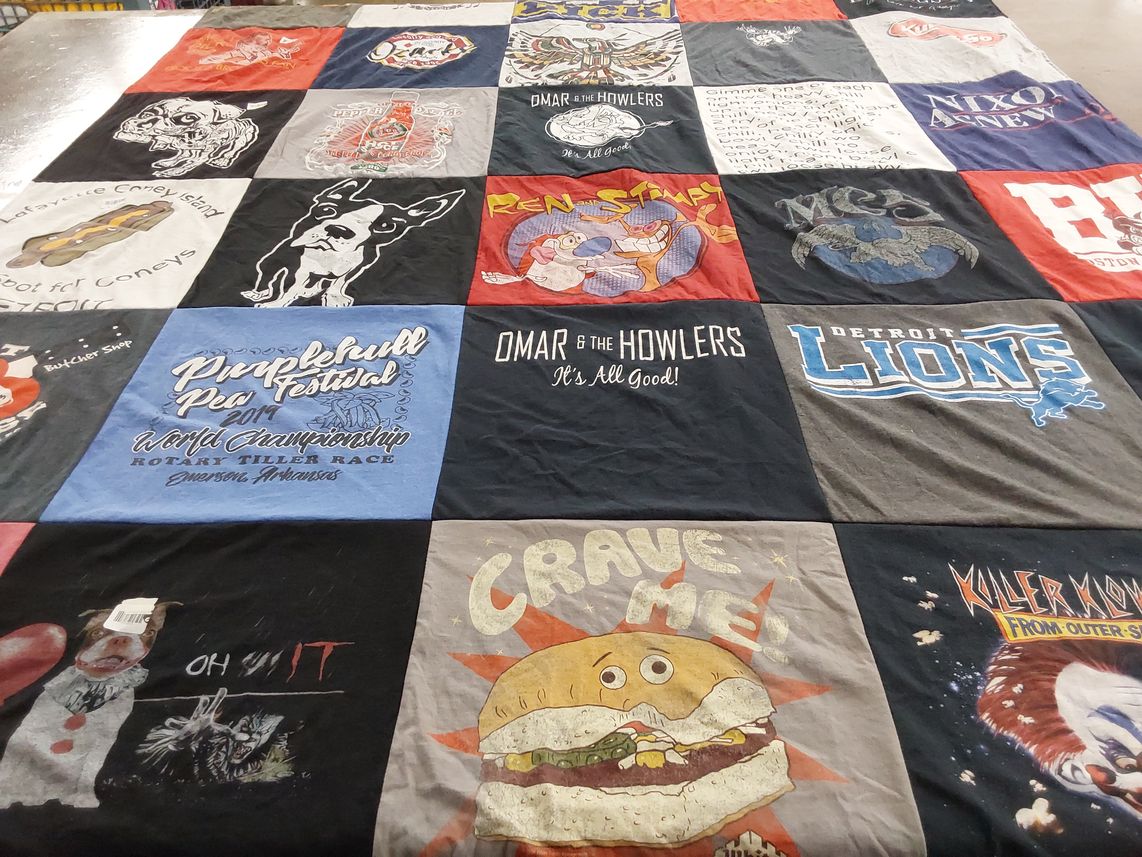 T-shirt quilt featuring detroit lions by Janice from AR