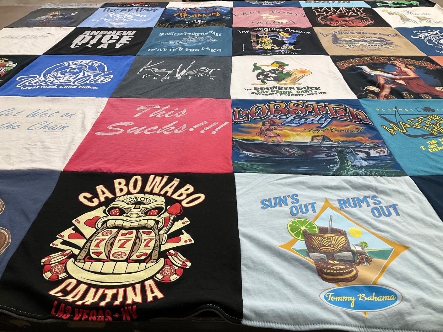 T-shirt quilt with casual dining, beach themes by Shannon from IL