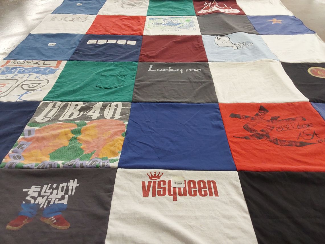 T-shirt quilt from smith college by Elizabeth from WA