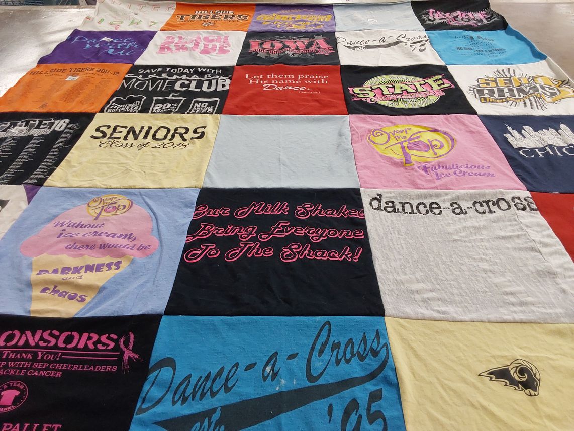 T-shirt quilt featuring hillside tigers by Jill from IA