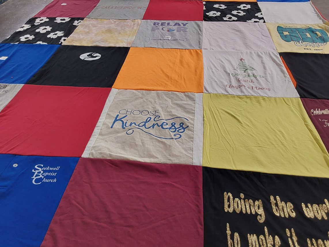 T-shirt quilt with community service, charity themes by Clifton from SC