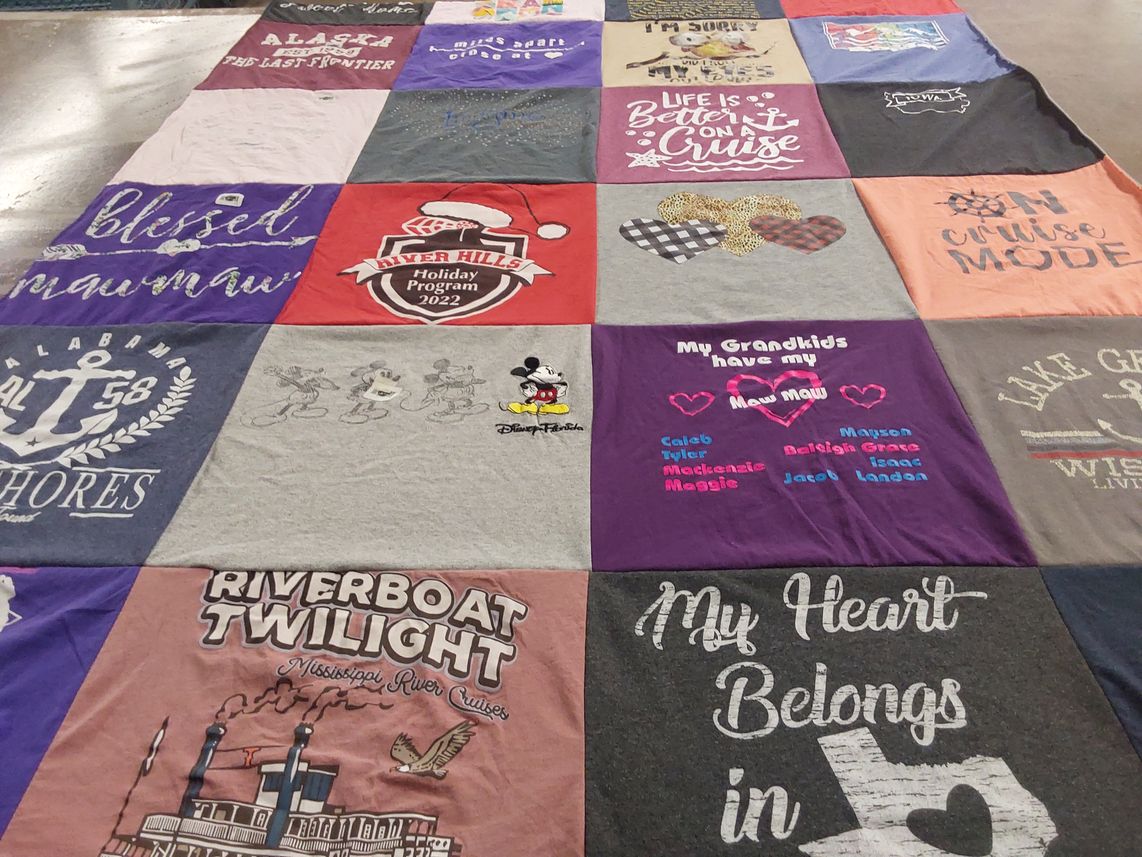 T-shirt quilt with family, cruises themes by Lisa from IA