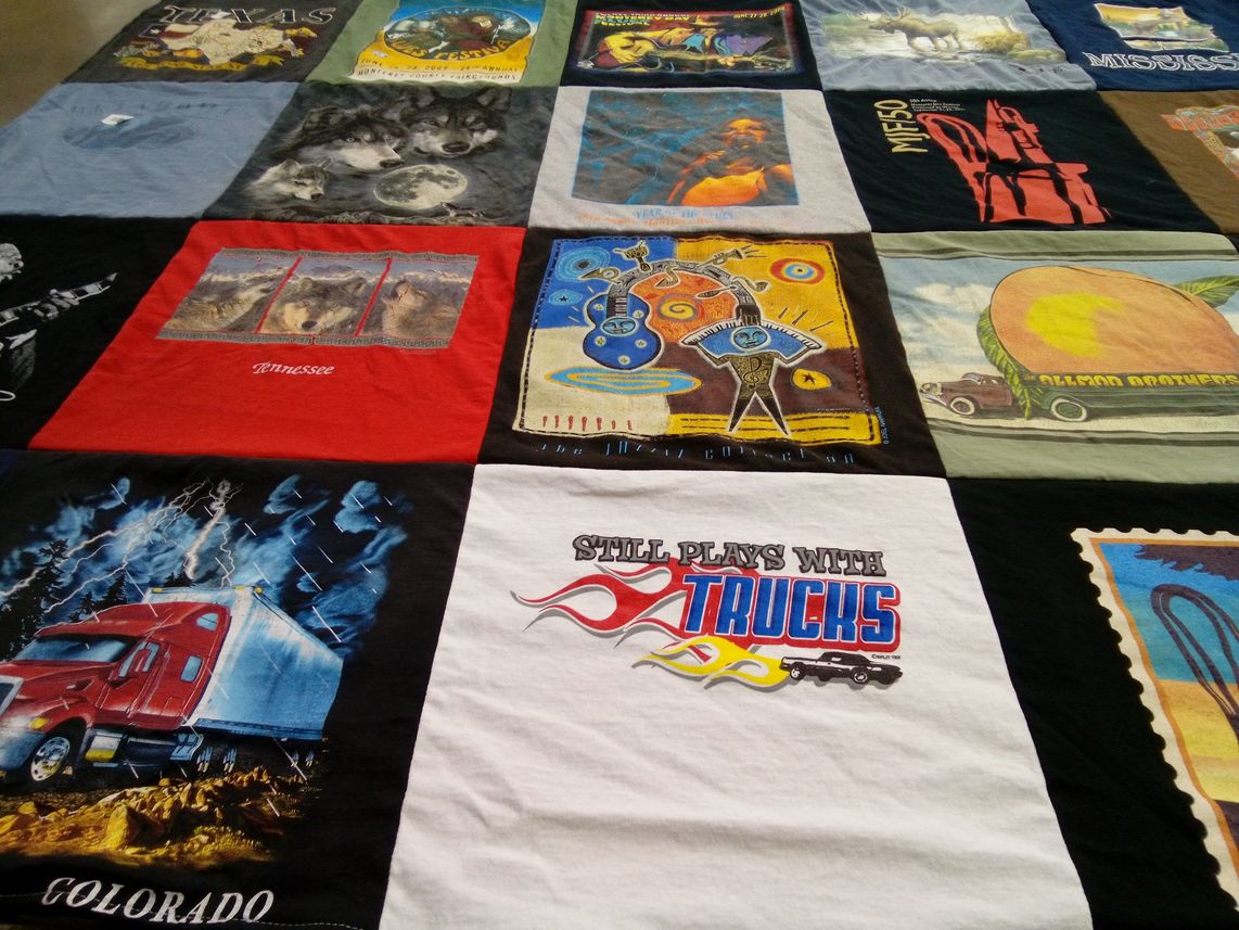 T-shirt quilt by Alia from CA