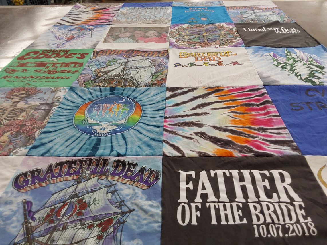 T-shirt quilt with music, concerts themes by Anna from ME
