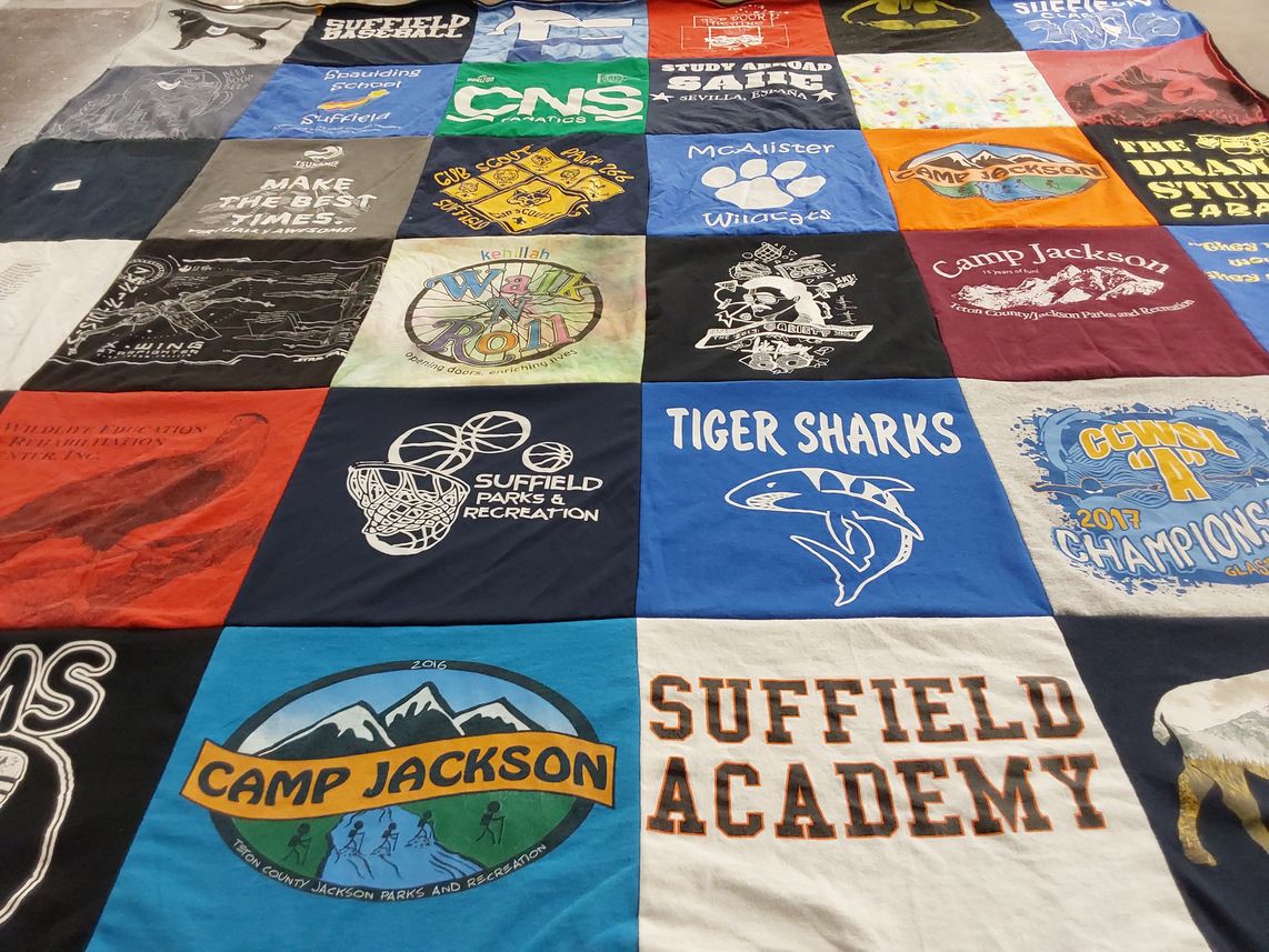 T-shirt quilt featuring tiger sharks by Kendall from CT