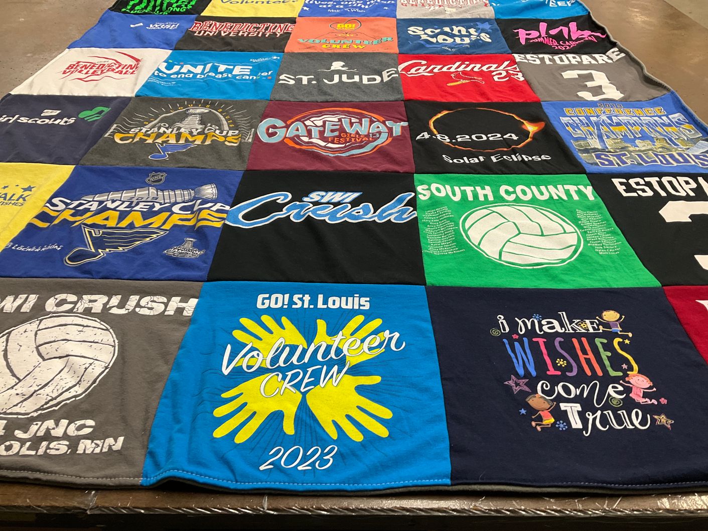 T-shirt quilt with volleyball themes by Kaitlyn from MO