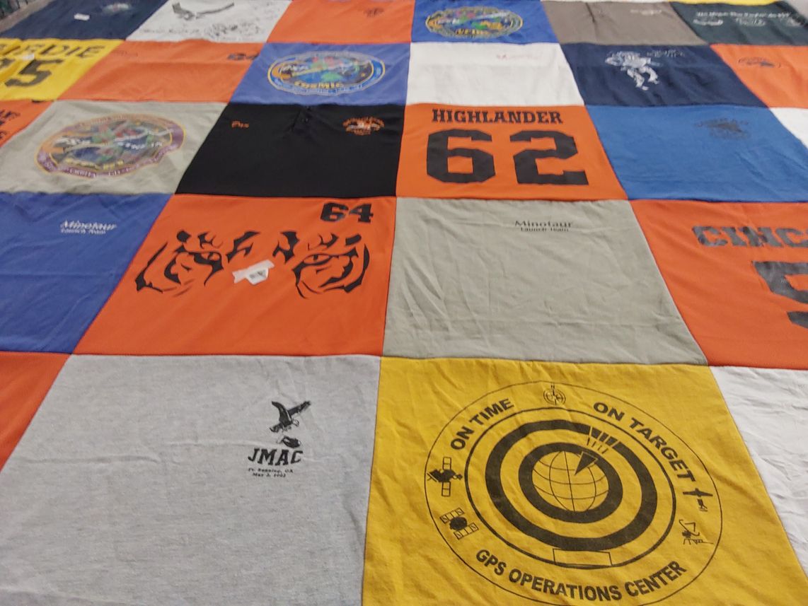 T-shirt quilt by Roxie from FL