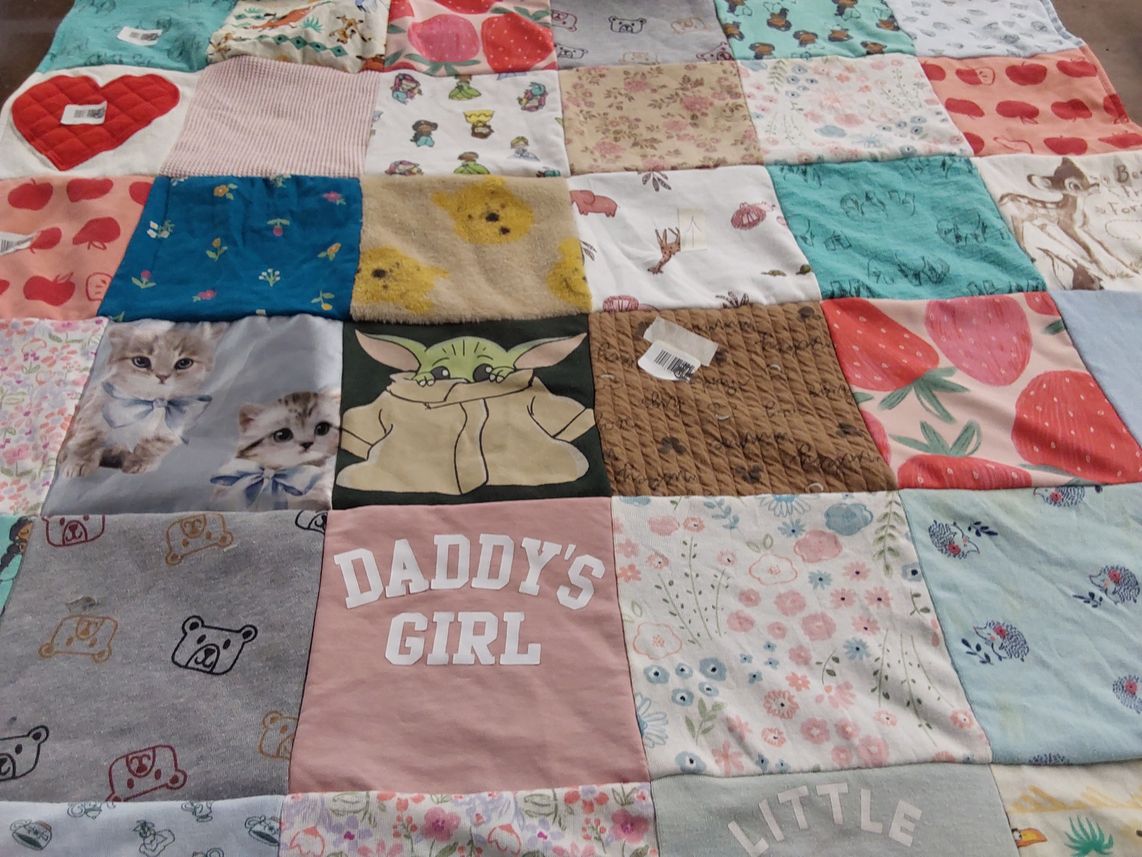 T-shirt quilt with animals, cuteness themes by Brittney from VA