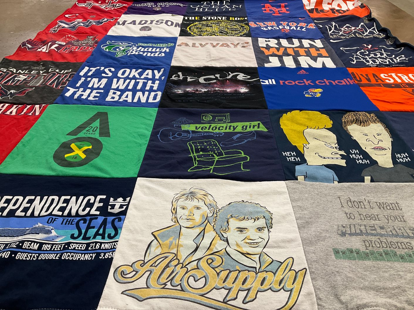 T-shirt quilt featuring kansas jayhawks, washington capitals by Thomas from VA