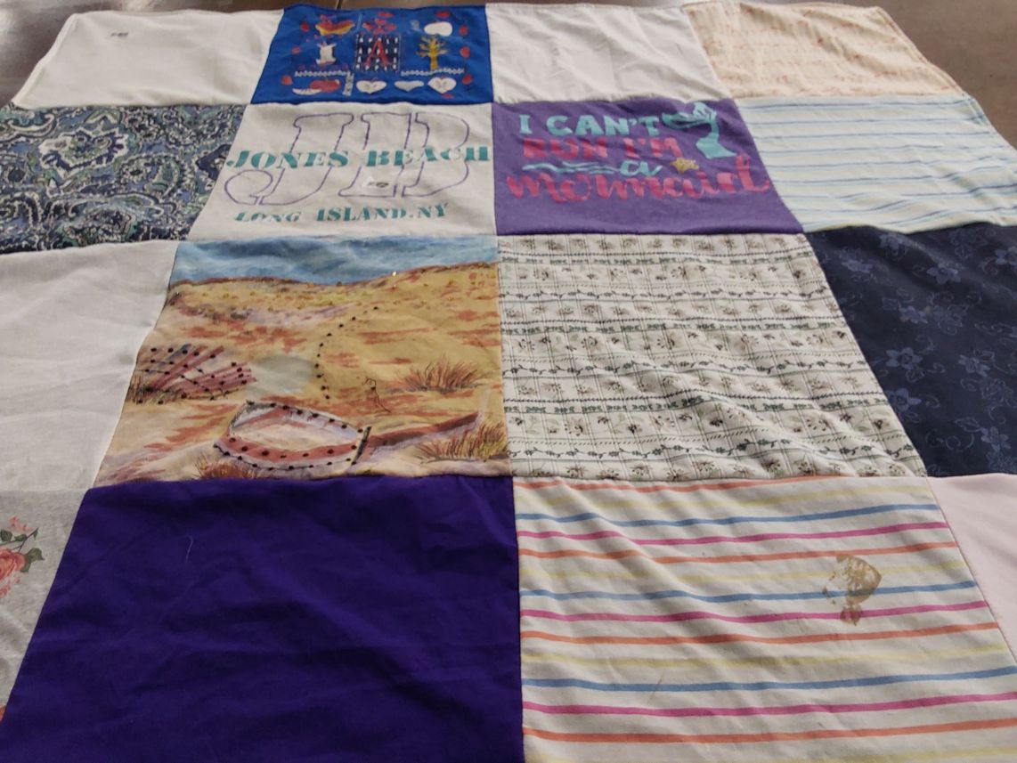 T-shirt quilt with beaches, mermaids themes by Elizabeth from FL