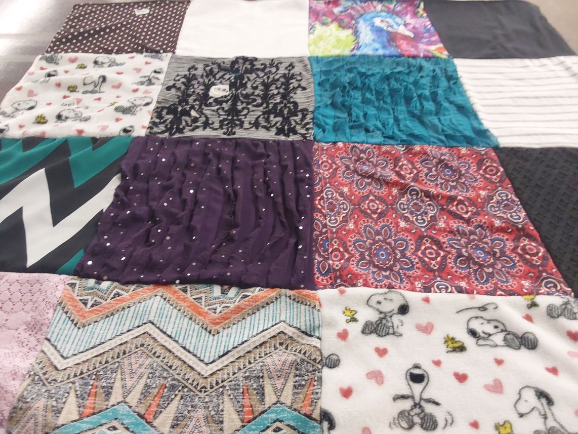 T-shirt quilt with animals, patterns themes by Bridget from FL