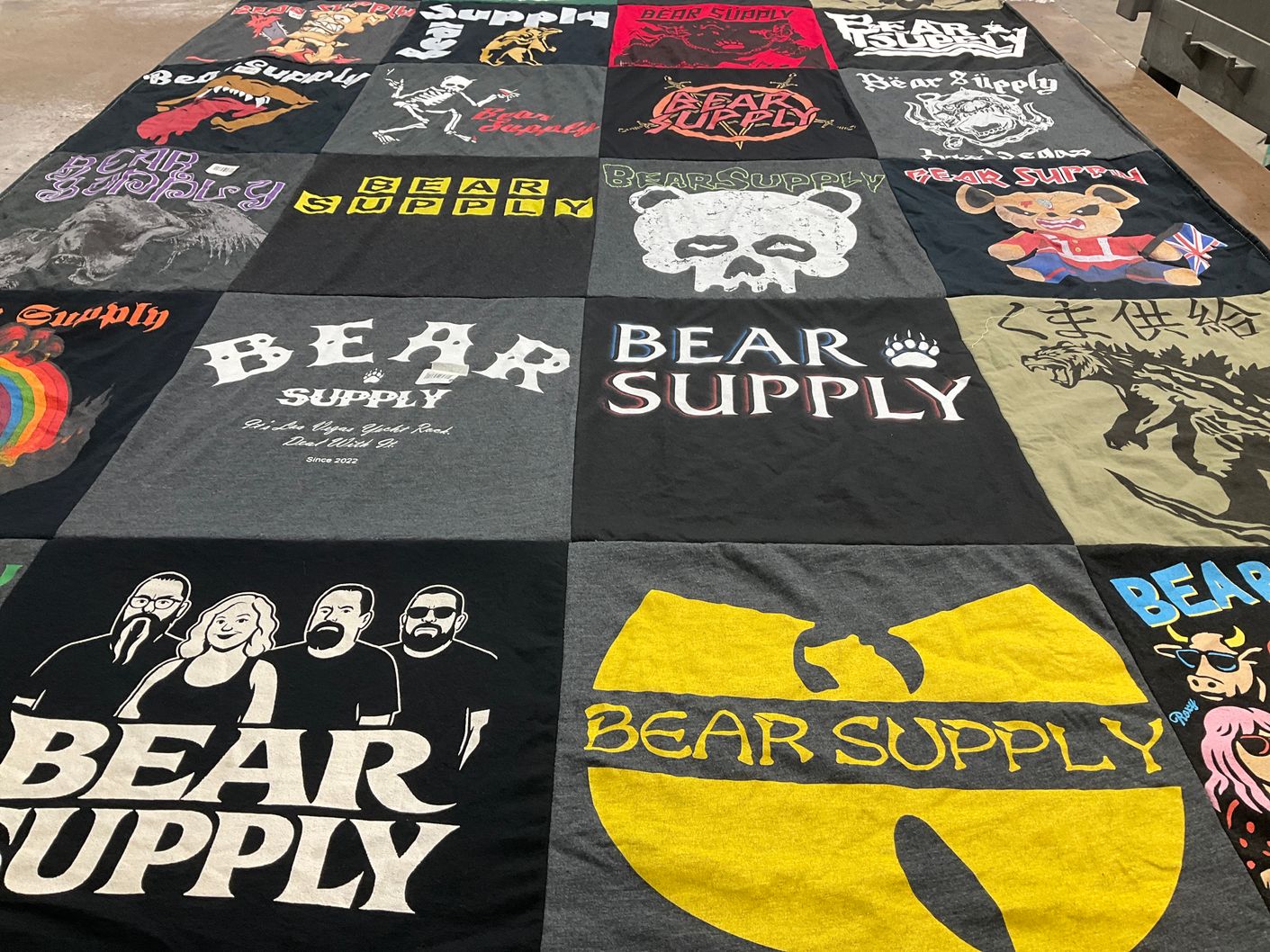 T-shirt quilt with graphic design, fashion themes by Allan from NV