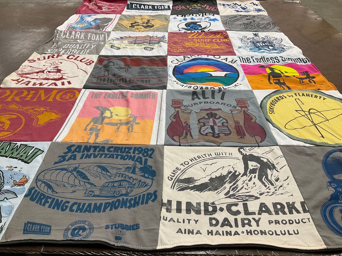 T-shirt quilt with surfing themes by lea from CA