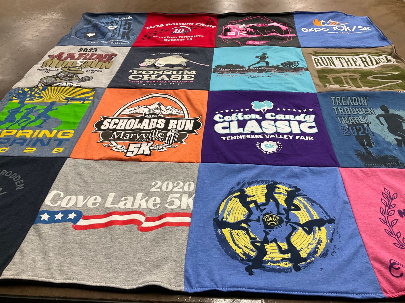 T-shirt quilt from maryville college by Atress from TN