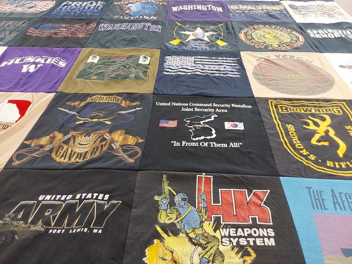 T-shirt quilt from university of washington by Kevin from WA